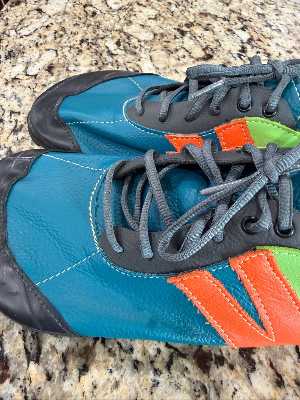 EUC Women’s Softstar Primal Running Athletic Sneakers - Picture 2 of 9